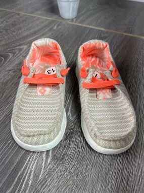 Reef Kids Casual Slip-On cushion coast Shoes in Coral Accent
